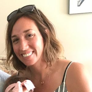 Meet your Posher, Angela